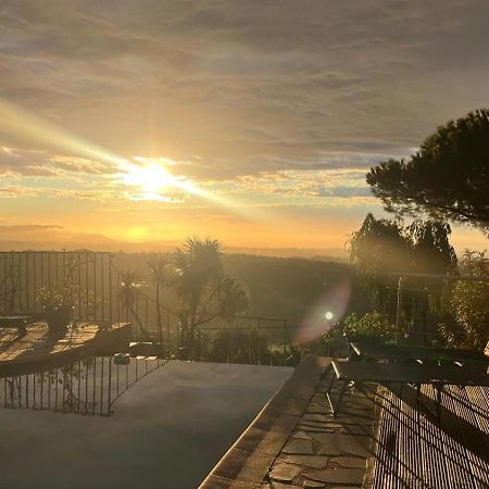 "Aux Balcons Du Riou" Avec Vue Mer 180 Degres Vence Kültér fotó